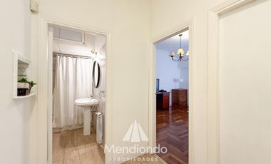Casa en PH 4 ambientes c/ cochera RECICLADO en Zona Centro