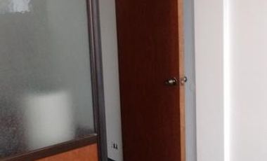 Oficina en galeria comercial con ascensor. Laprida 165. Lomas de Zamora Oeste