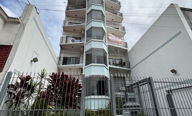 Departamento DE DOS AMBIENTES AL FRENTE