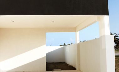 CASA EN RENTA EN EL COUNTRY OLAS EN CIUDAD DEL CARMEN,CAMPECHE.