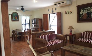 CASA  COLONIAL CON AMPLIO JARDIN EN VENTA EN CIUDAD DEL CARMEN, CAMPECHE