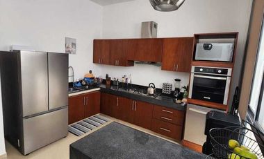CASA EN VENTA EN FRACC. PRIVADO EN MERIDA, YUCATAN.
