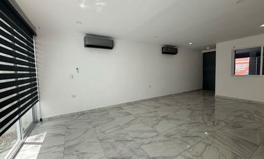 CASA EN VENTA EN CIUDAD DEL CARMEN, CAMPECHE.