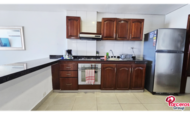 SE VENDE APARTAMENTO PISO 9, EN EL LAGUITO, OPORTUNIDAD INCREIBLE