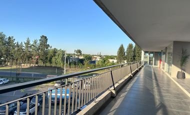 Local VEN Street  Center, Villanueva - Tigre - Laguna Grande