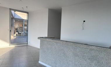 Local VEN Street  Center, Villanueva - Tigre - Laguna Grande