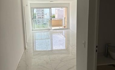 EXCEPC 4 AMB (TODOS EN SUITE)   DEPC  COCH FIJA  BAUL INDIV A ESTRENAR 1ERA CATEGORIA