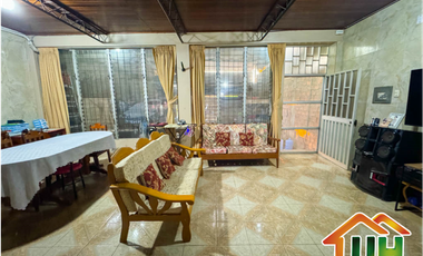 00655 - VENTA CASA PUCALLPA - AV. SAENZ PEÑA - A.T 184 M2