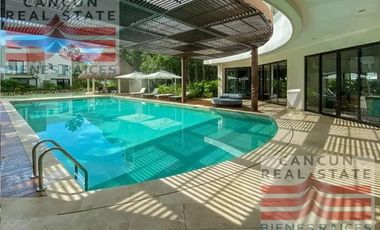 Villa en  Venta, 3 habitaciones, Amueblada, Lagunas de Mayak