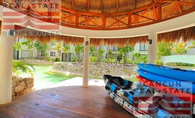 Villa en  Venta, 3 habitaciones, Amueblada, Lagunas de Mayak