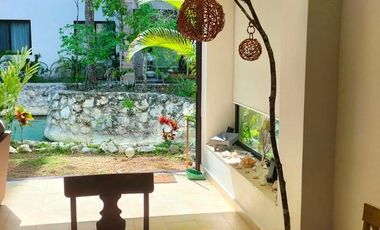Villa en  Venta, 3 habitaciones, Amueblada, Lagunas de Mayak