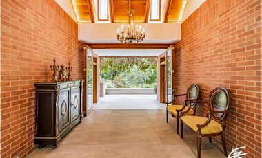 CASA CAMPESTRE EN VENTA EN EL POBLADO