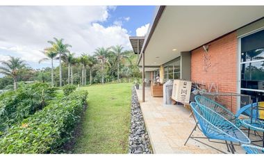 EN VENTA CASA MODERNA CAMPESTRE Y EN EL POBLADO