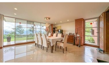 EN VENTA CASA MODERNA CAMPESTRE Y EN EL POBLADO