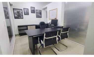 Edificio independiente en Laureles