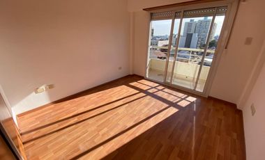Departamento dos ambientes en Alquiler en Wilde Centro