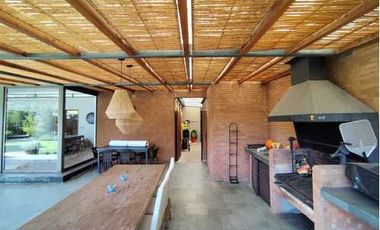 Casa en arriendo en LO BARNECHEA