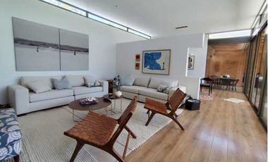 Casa en arriendo en LO BARNECHEA
