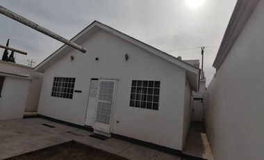 Campastre Las Carolinas, casa en renta con amplio patio y alberca