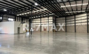 BODEGA COMERCIAL EN RENTA DE 2,217 M2, EN MEXICALI.