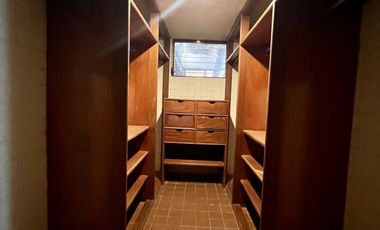 En Venta, Casa en la Col. México Nte, Esquina, 6 Rec. 6 baños Terreno 1,160 m2