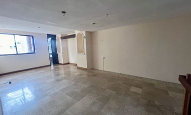 En Venta, Casa en la Col. México Nte, Esquina, 6 Rec. 6 baños Terreno 1,160 m2
