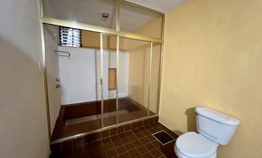 En Venta, Casa en la Col. México Nte, Esquina, 6 Rec. 6 baños Terreno 1,160 m2