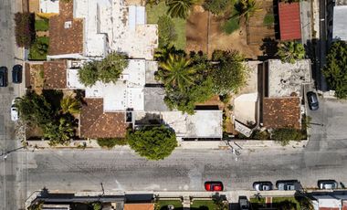 En Venta, Casa en la Col. México Nte, Esquina, 6 Rec. 6 baños Terreno 1,160 m2