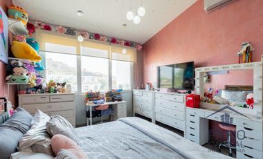 Venta de Casa en Bosque Esmeralda, Atizapán