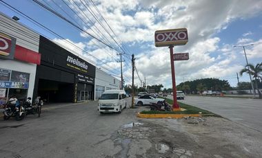 Renta Bodega Comercial con Oficinas y Andén – 1,442 m² Totales