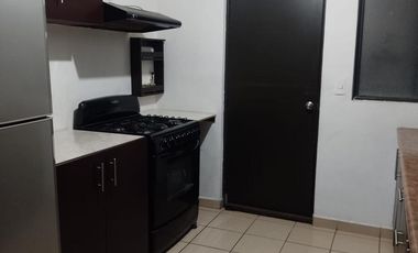 Casa Renta en Condominio Natura III en Sonterra