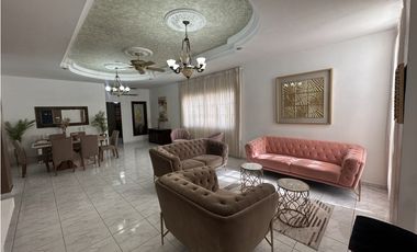 VENTA CASA  EN ALTOS DEL BOSQUE, EL DORAL  329.82MTR