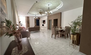 VENTA CASA  EN ALTOS DEL BOSQUE, EL DORAL  329.82MTR