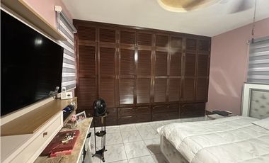 VENTA CASA  EN ALTOS DEL BOSQUE, EL DORAL  329.82MTR