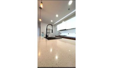 VENTA  APARTAMENTO EN PH PRIMIUN CALLE 73  SN FRANCISCO