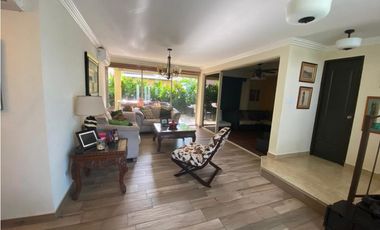 ALQUILER DE CASA EN CLAYTON, EMBASSY GARDEN