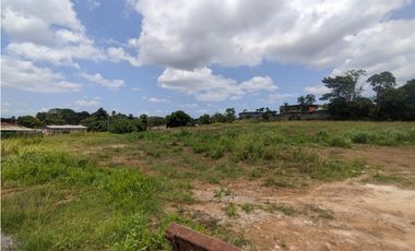 Se vende finca comercial de 2 Has en el centro de la Chorrera (DR)