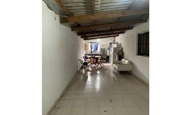 casa dos habitaciones y garage