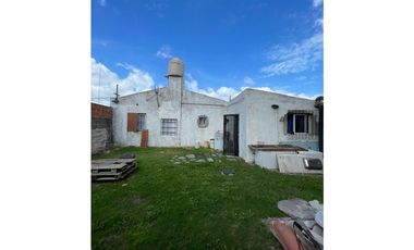 casa dos habitaciones y garage