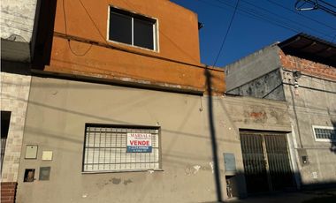 Dos casas al precio de una en lote propio