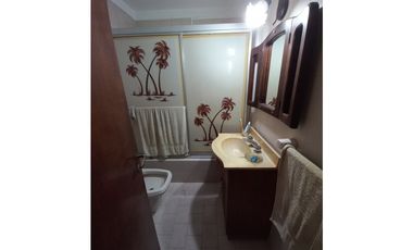 CASA PH FRENTE CALLE PARIS Y SARRACHAGA