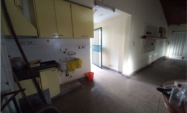 CASA PH FRENTE CALLE PARIS Y SARRACHAGA