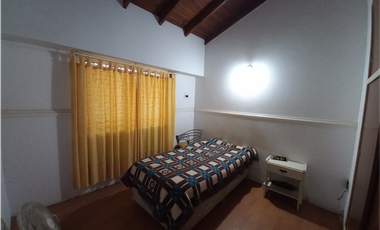 CASA PH FRENTE CALLE PARIS Y SARRACHAGA