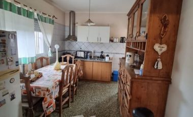 Casa en venta en Quilmes Sur