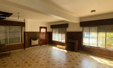 Casa en venta en Berazategui Este