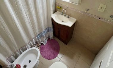 VENTA PH 2 AMB - PATIO - Liniers