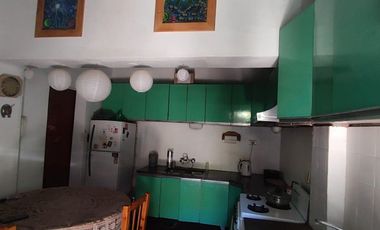 ALQUILER CASA PARA OFICINA O CONSULTORIO