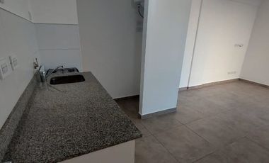 ALQUILER HAEDO DEPTO 2 AMBIENTES 40 M2 FRENTE