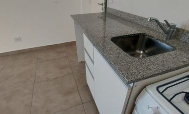 ALQUILER HAEDO DEPTO 2 AMBIENTES 40 M2 FRENTE