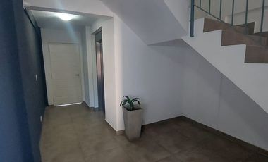 ALQUILER HAEDO DEPTO 2 AMBIENTES 40 M2 FRENTE